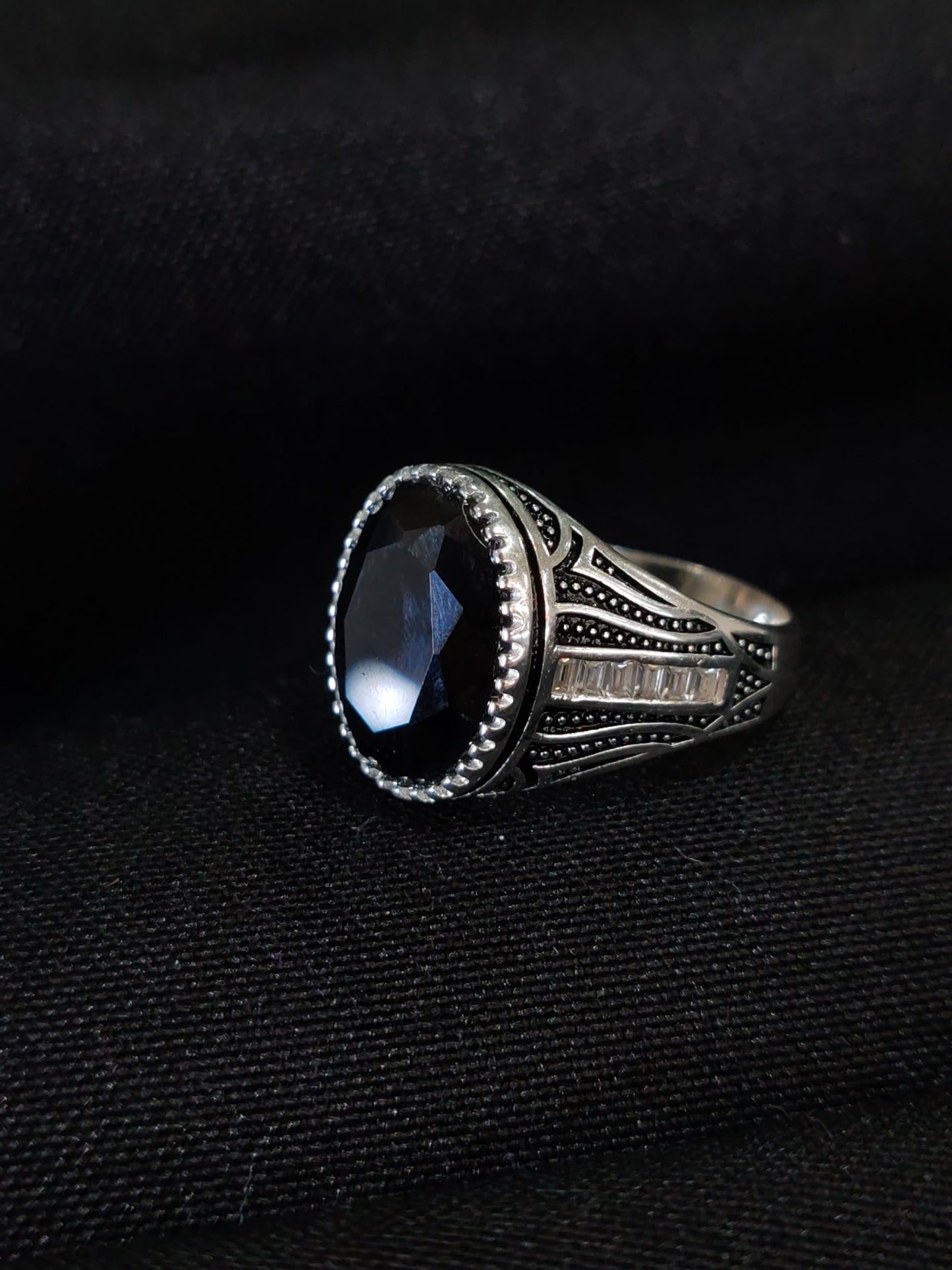 Anillo Caballero en Plata Ley 925 de importación